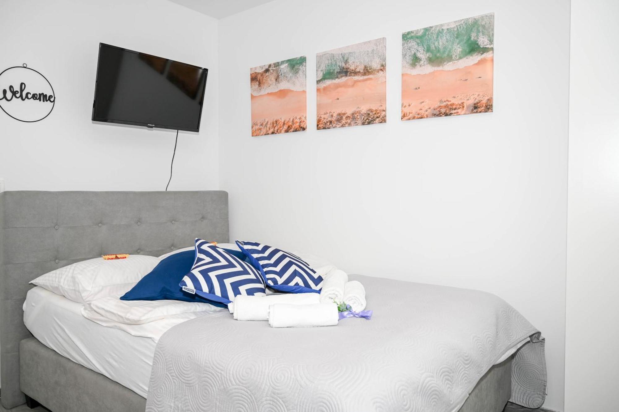 Blue Apartment With Free Parking Ljubljana Exterior foto